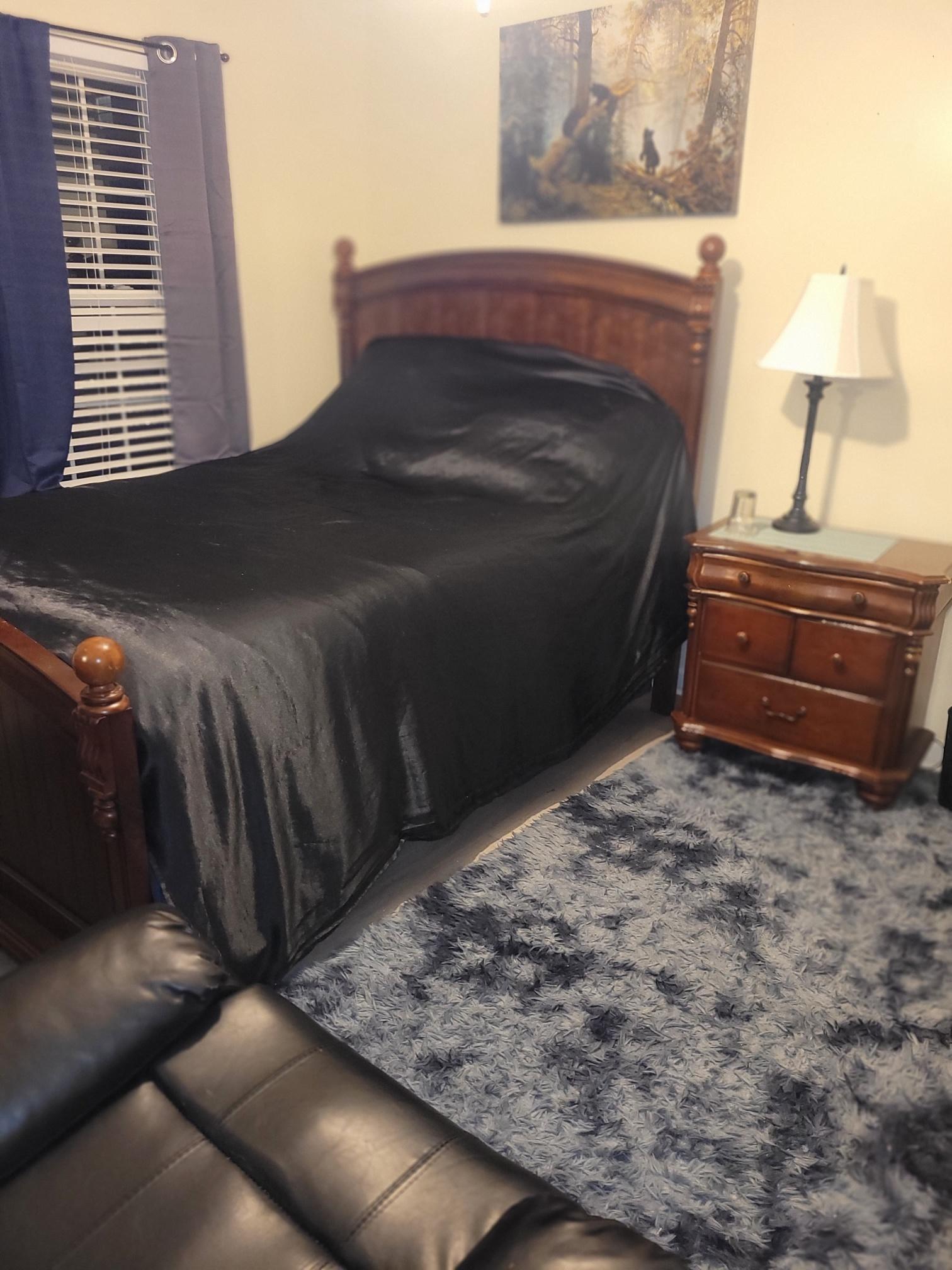 Room for Rent - Live in beautiful Dacula.