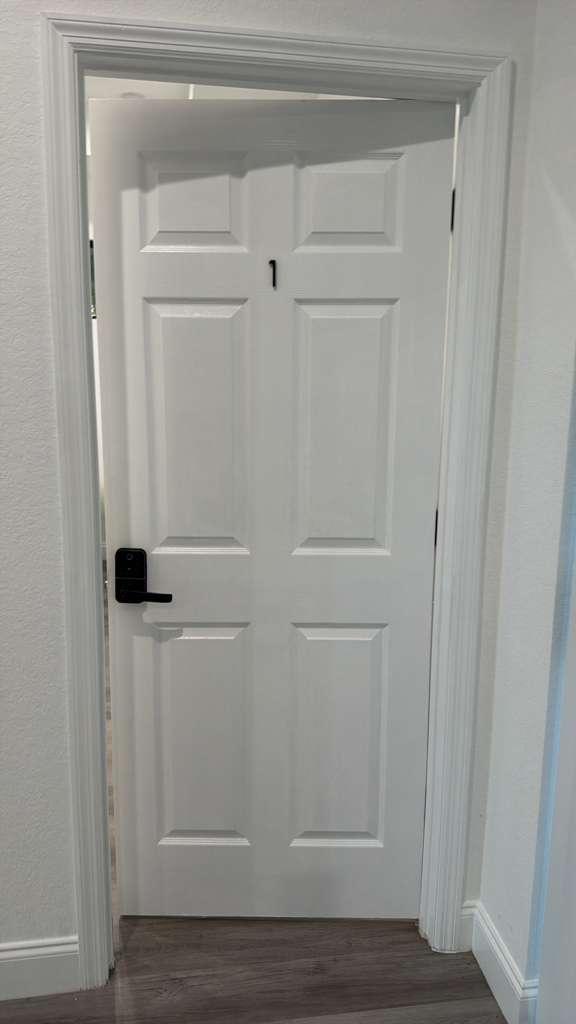 Room for Rent - Home in Richmond