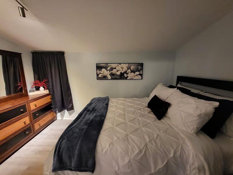 Room for Rent - Uptown Retreat close to French Quarter, Universities, Ochsner, Tulane, Manning Children's Hospital