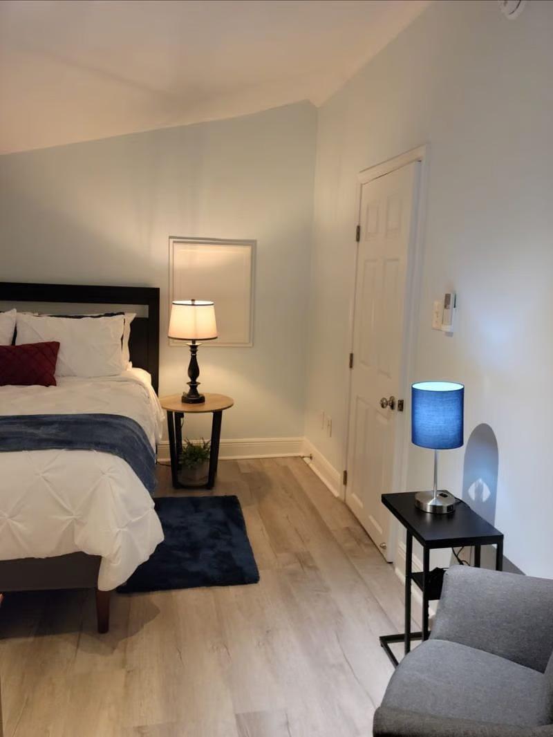 Room for Rent - Uptown Retreat close to French Quarter, Universities, Ochsner, Tulane, Manning Children's Hospital