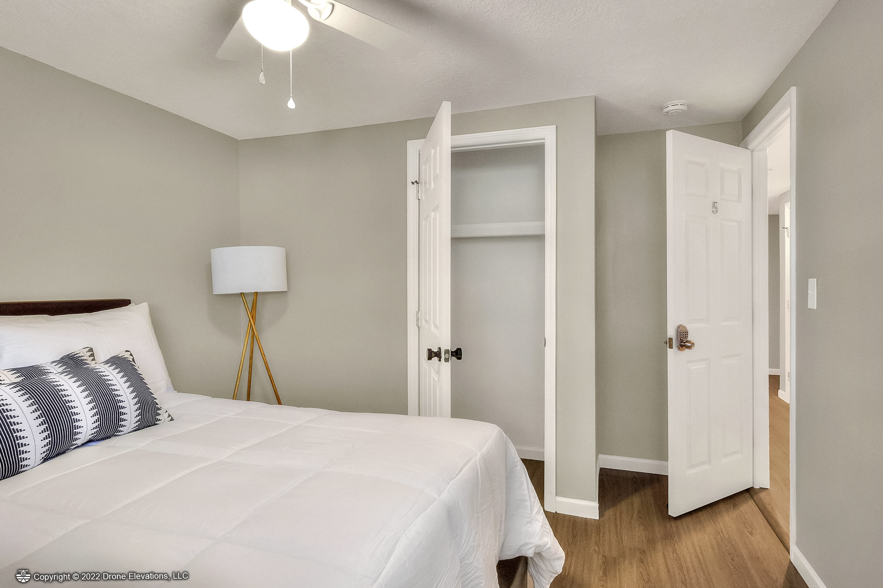 Room for Rent - Brandon House with Dining Room - Comfortable & Charming