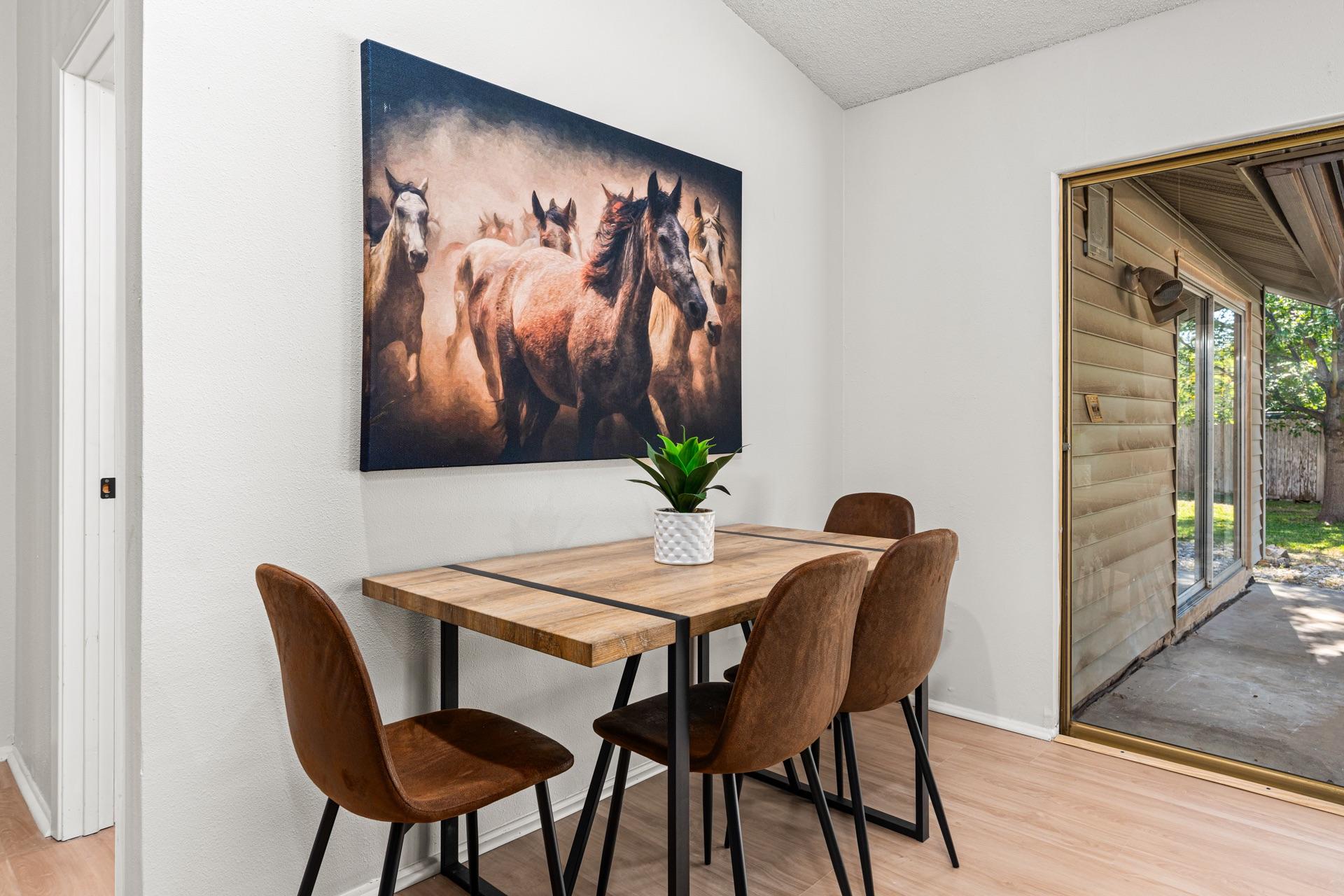 Furnished room for rent in Valencia — Cypress photo 11