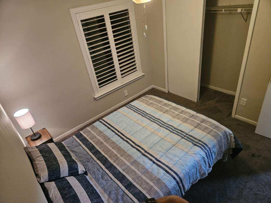 Room for Rent - Cozy and Bright Orlando home with dining area