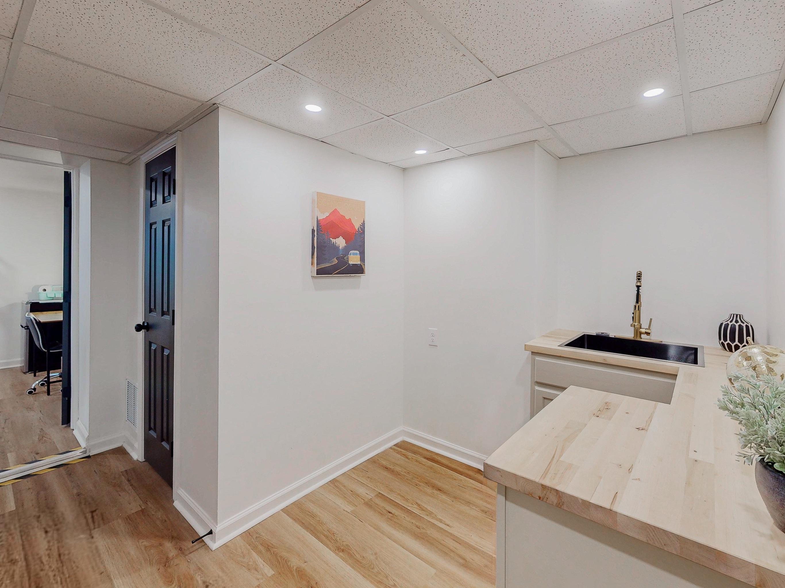 Furnished room for rent in Decatur — Indigo photo 5