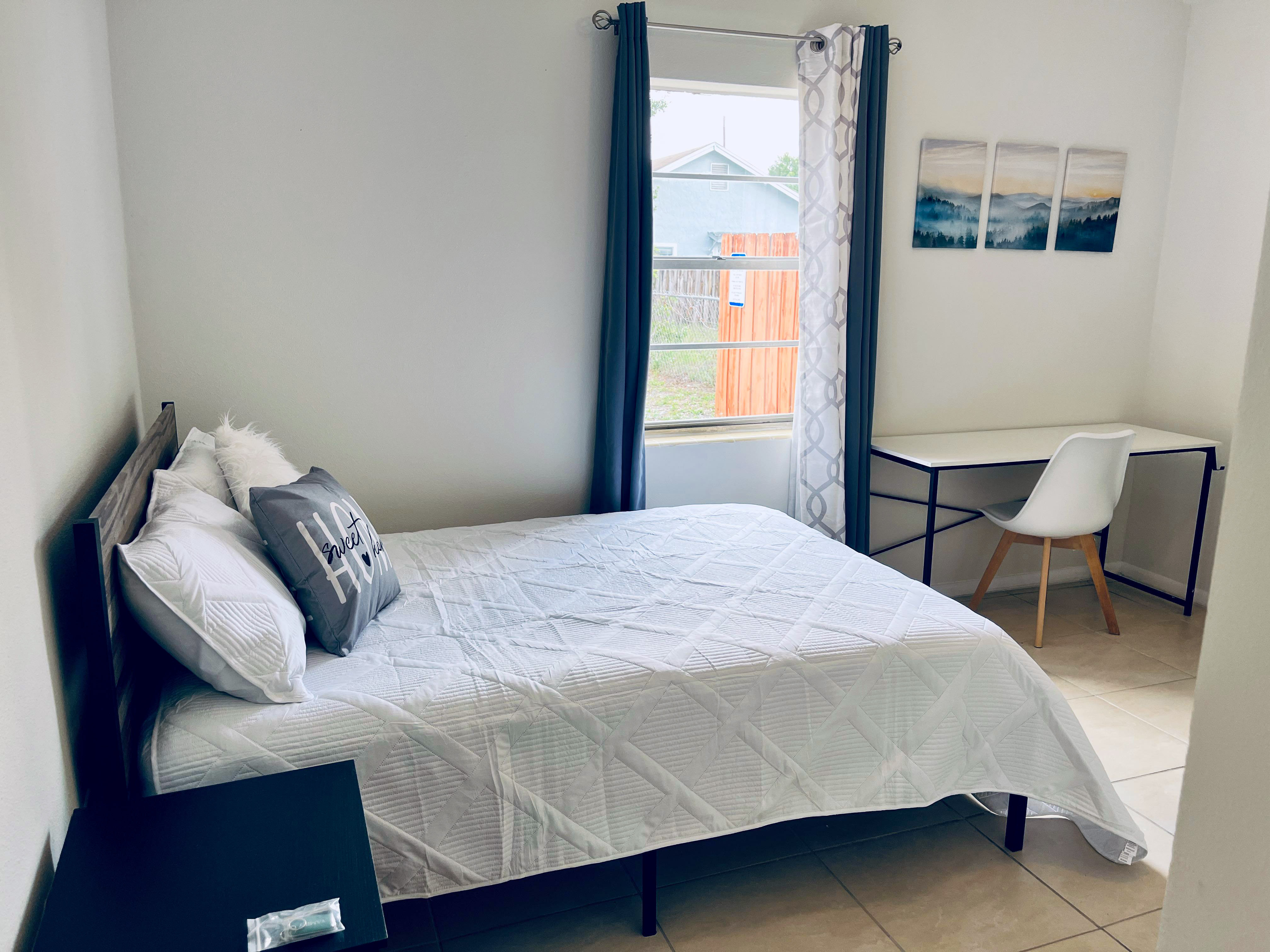 Room for Rent - Newly-renovated Pool Home in Orlando.