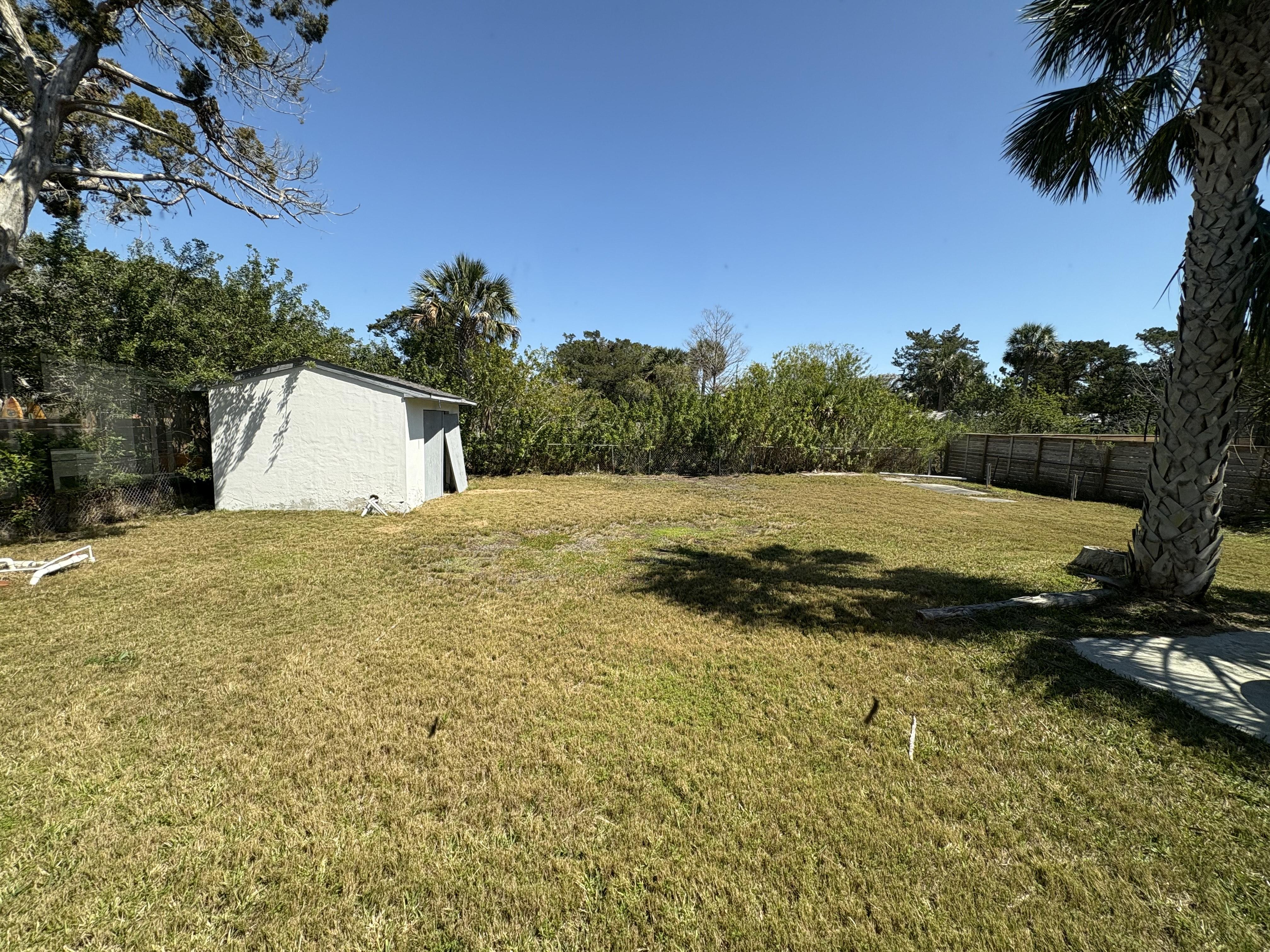 Room for Rent - $0 Move-in smart tv and mini fridge in all rooms