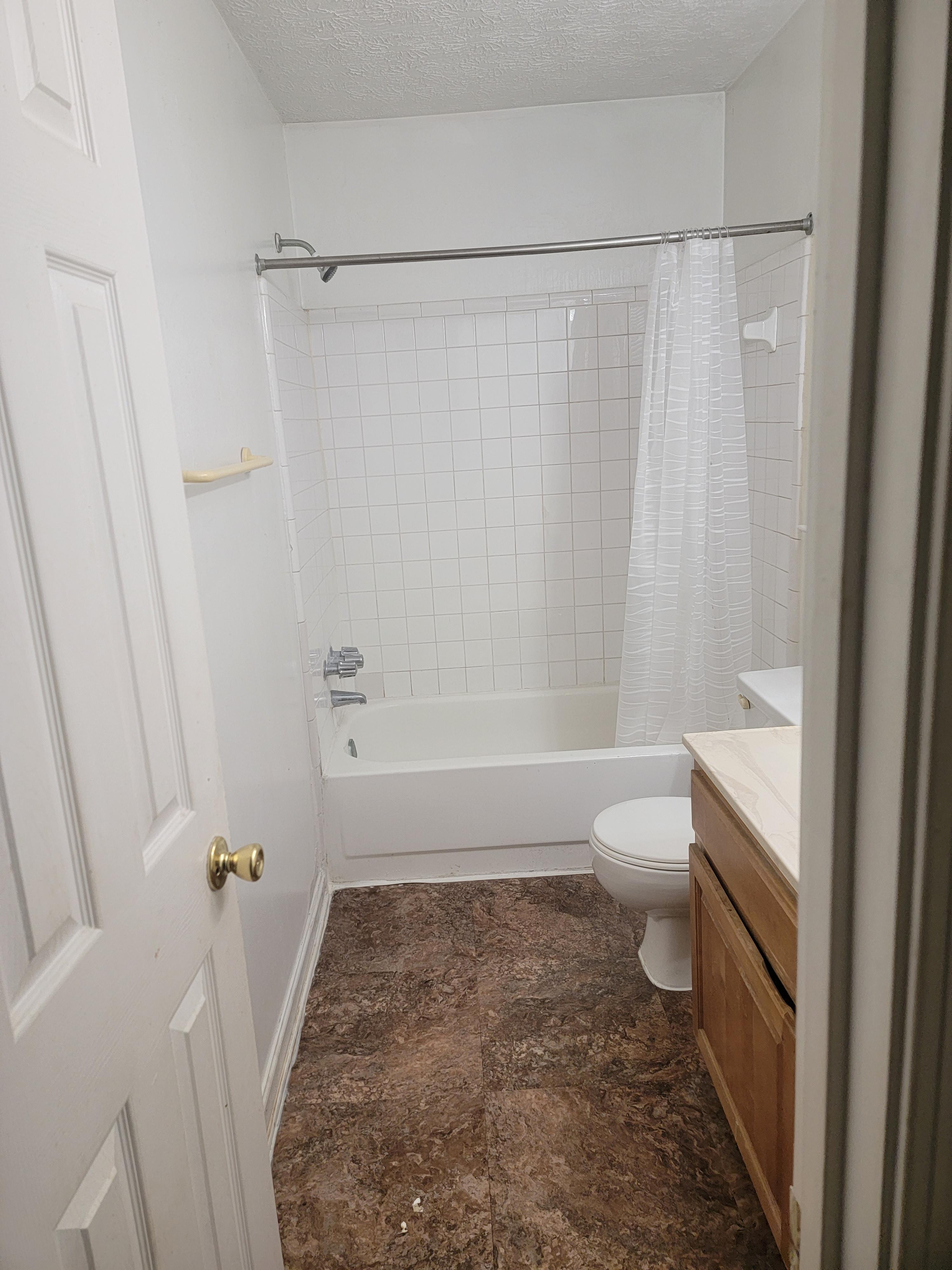 Room for Rent - Best option for affordable living in Marietta! Wonder private units.