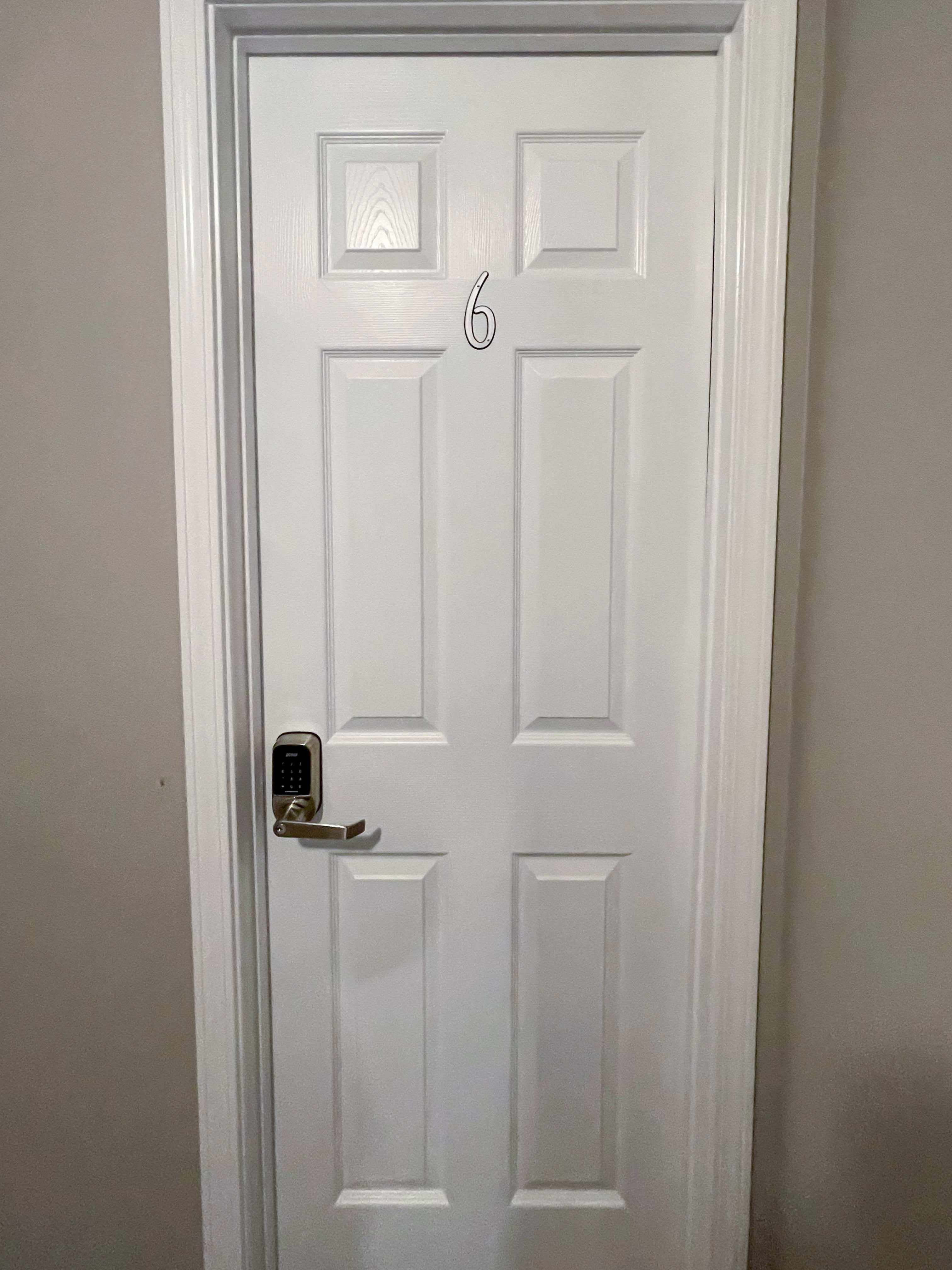 Room for Rent - Beautiful & spacious Austell House with Dining area