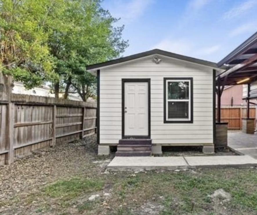 Room for Rent - Modern & cozy Houston House with Living room