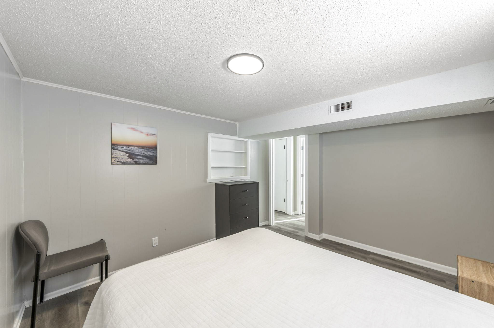 Room for Rent - High-quality & beautiful Lee's Summit Duplex / Multiplex with Backyard