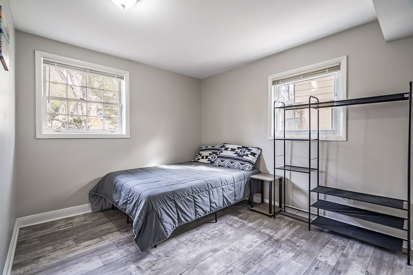 Room for Rent - BRAND NEW Renovation at this spacious & comfortable Ellenwood House with Backyard  Large bedrooms, upgraded kitchen, two refrigerators! Come make this place your home