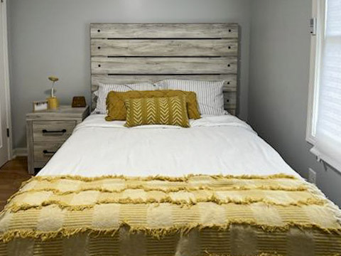 Room for Rent - Cozy Kansas City Home | Spacious Living Room  | Newly Renovated  | High-Quality Stay