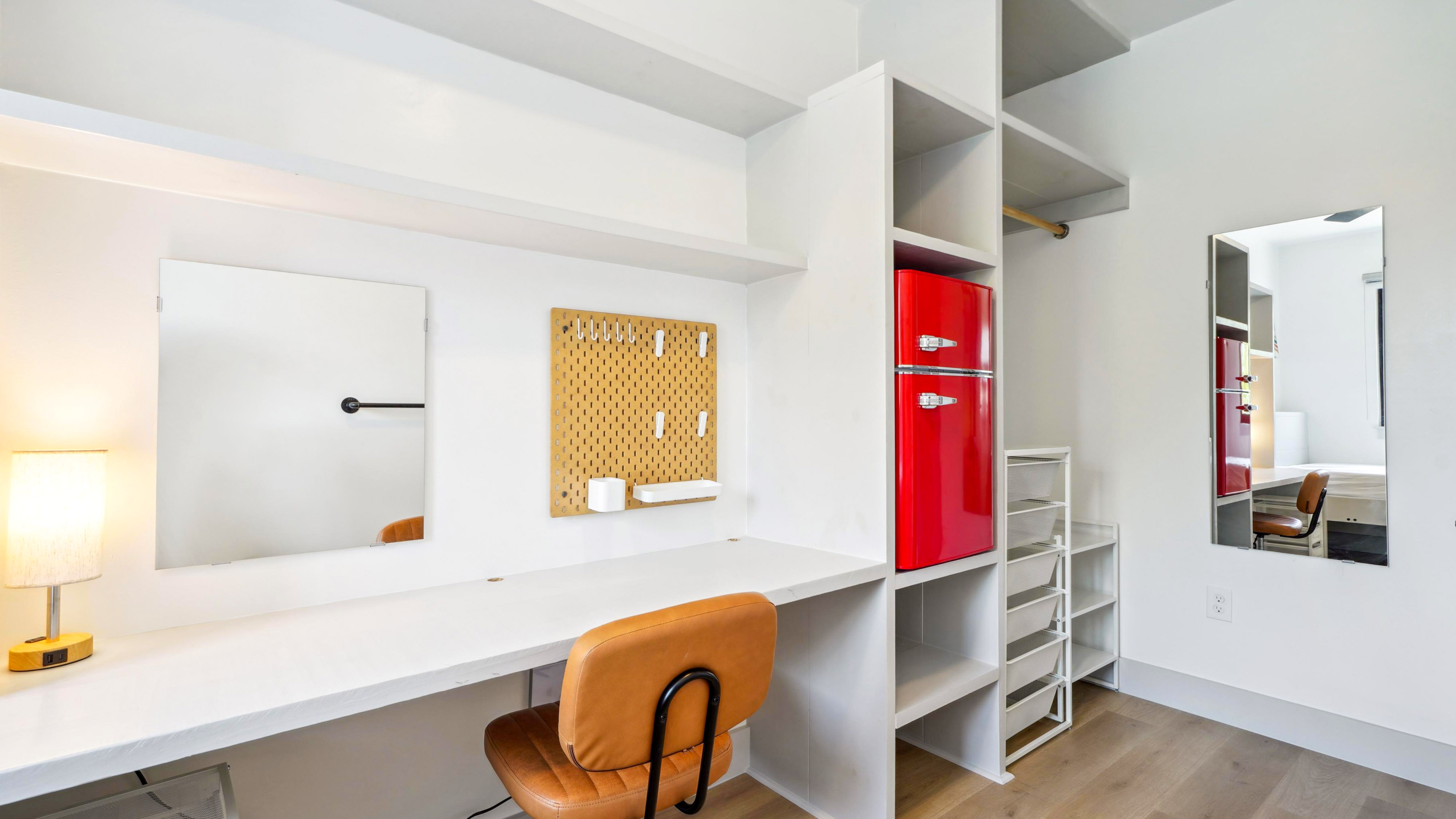 Room for Rent - Modern new construction home