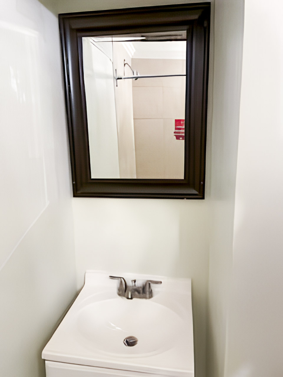 Room for Rent - Large 9-Bed Sharpstown Home – 1 Block to Transit, 1 GB Fiber, Spacious Living