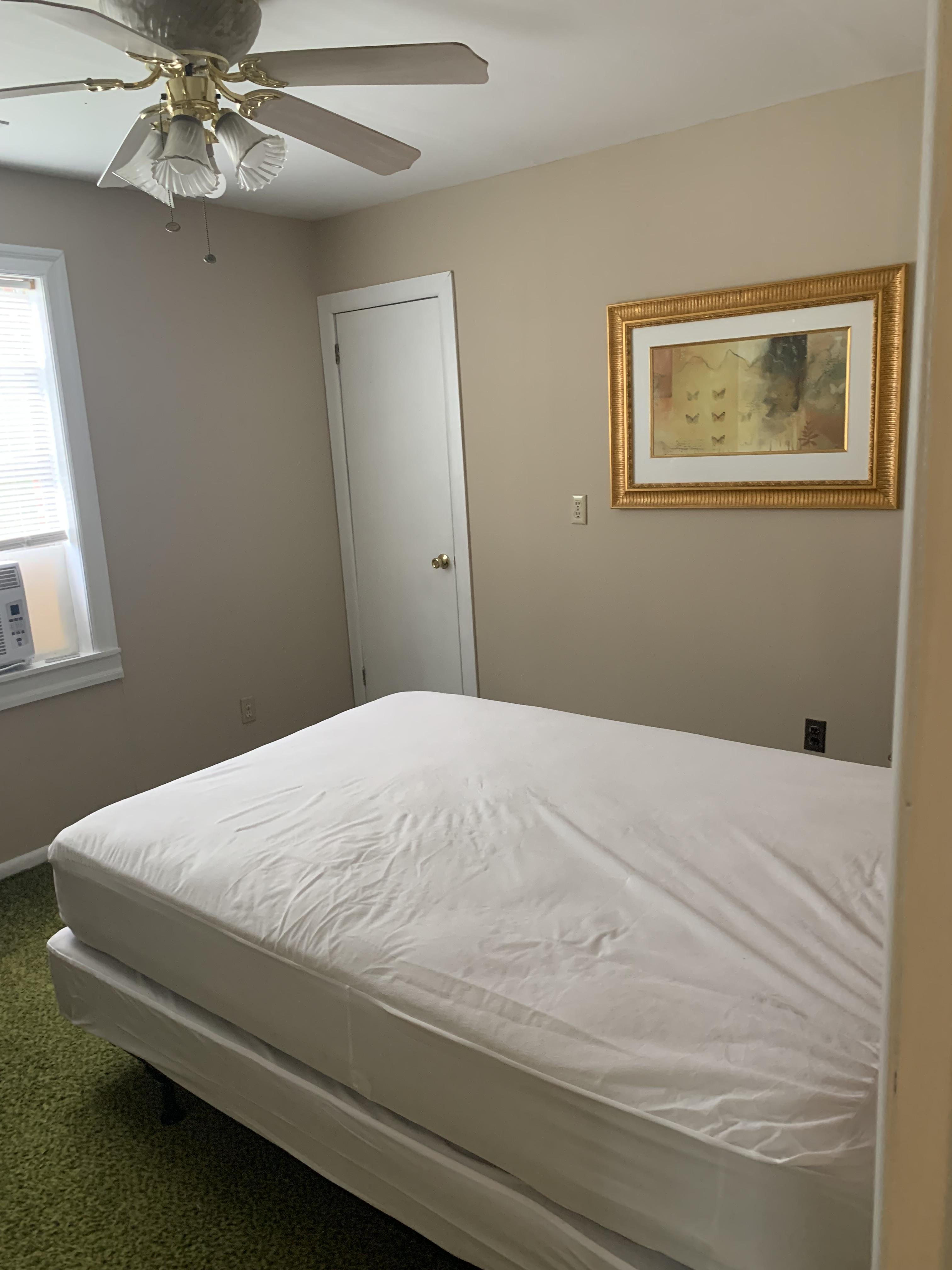 Room for Rent - Augusta House with Dining and Living Room areas. Homey & spacious with private off-street parking.