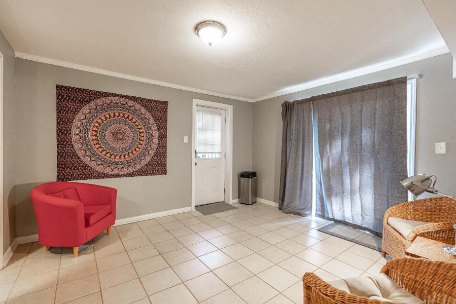 Furnished room for rent in McAfee, Atlanta — Chestnut photo 13