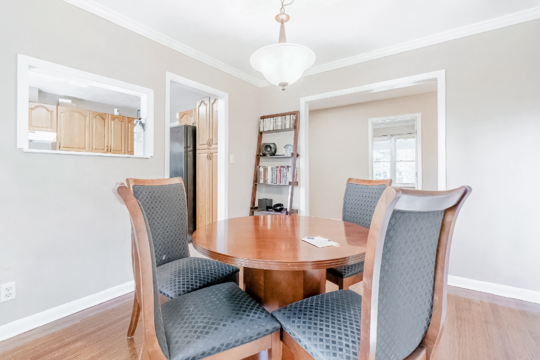 Furnished room for rent in McAfee, Atlanta — Chestnut photo 11