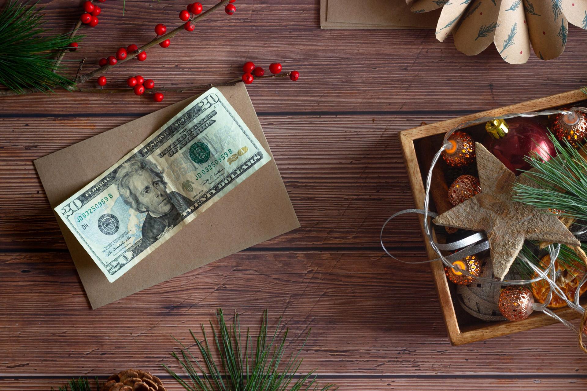 How to Create a Holiday Budget