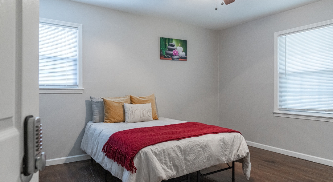 Furnished Rooms for Rent for Travel Nurses PadSplit