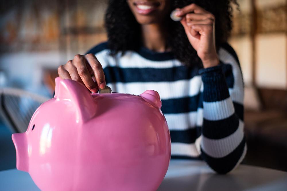 6 tips for saving money