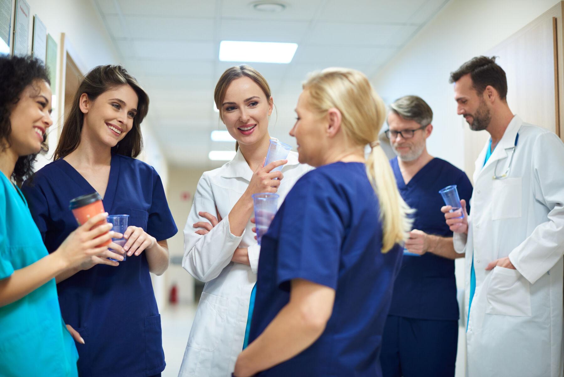 Travel nurses’ guide to meaningful connections